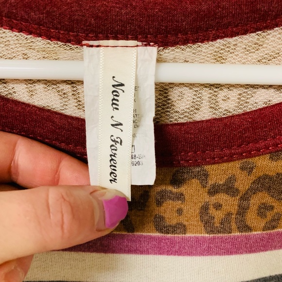 ⭐️ Colorful Cold-Shoulder Top - Picture 4 of 5